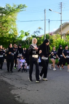 Runner Photo 1624437