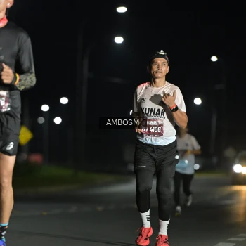 Runner Photo 1624620