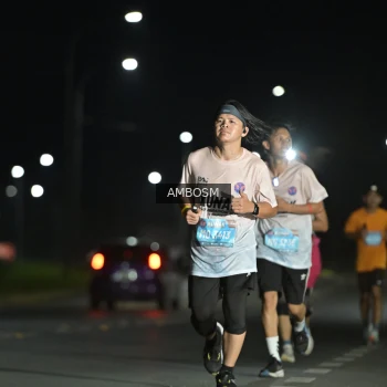 Runner Photo 1624745