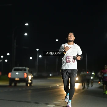 Runner Photo 1624844