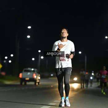 Runner Photo 1624848