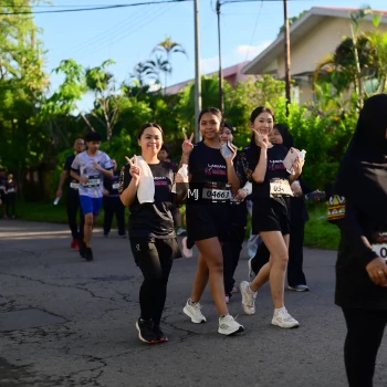 Runner Photo 1624849