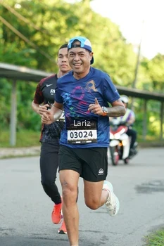 Runner Photo 1624917