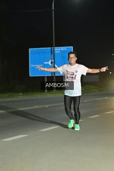 Runner Photo 1625014