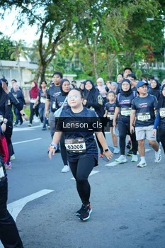 Runner Photo 1625040