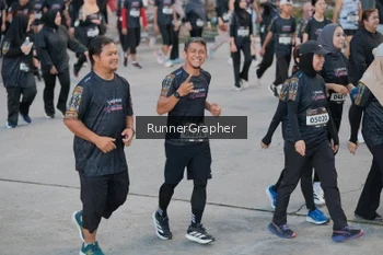 Runner Photo 1625043