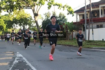 Runner Photo 1625066