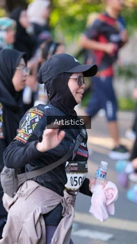 Runner Photo 1625079