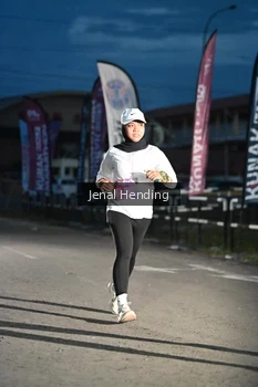 Runner Photo 1625088