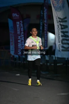 Runner Photo 1625168
