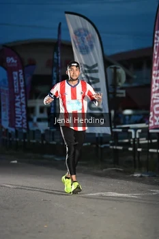 Runner Photo 1625190