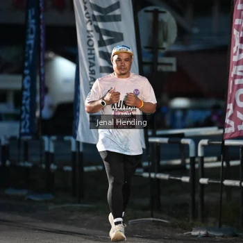Runner Photo 1625304