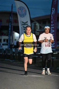 Runner Photo 1625310