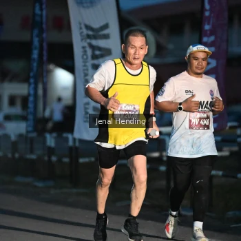 Runner Photo 1625322