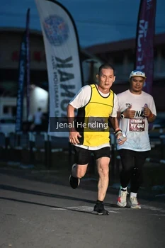 Runner Photo 1625325