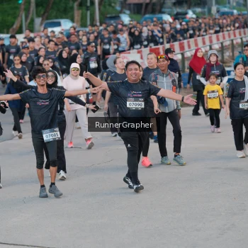 Runner Photo 1625372