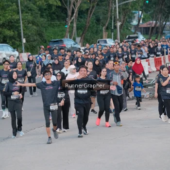 Runner Photo 1625392
