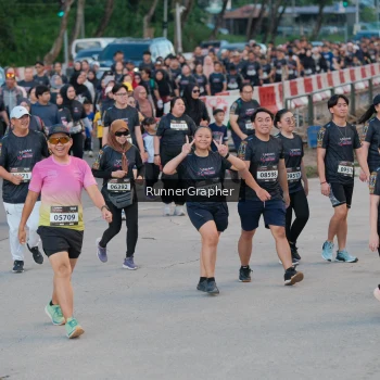 Runner Photo 1625495