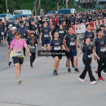 Runner Photo 1625512