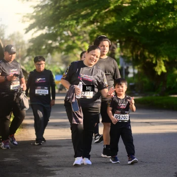 Runner Photo 1625648