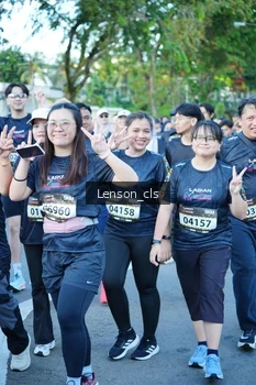 Runner Photo 1625672