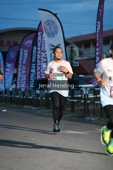 Runner Photo 1625673