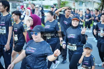 Runner Photo 1625737