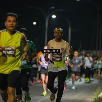 Runner Photo 1625769