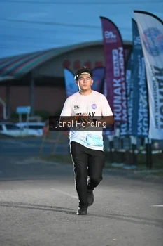 Runner Photo 1625770