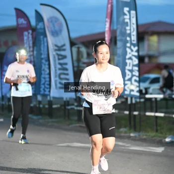 Runner Photo 1625812