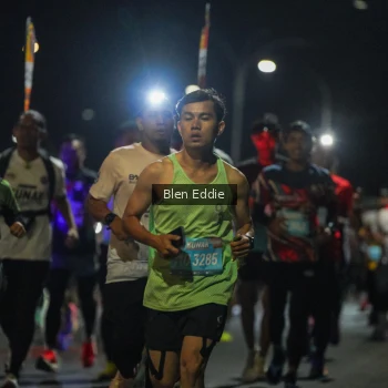 Runner Photo 1625817