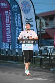 Runner Photo 1625839