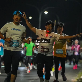 Runner Photo 1625867