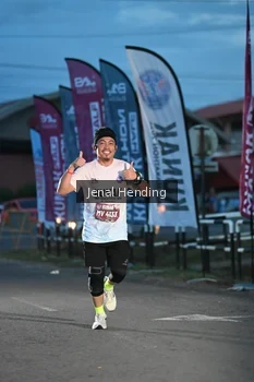 Runner Photo 1625872