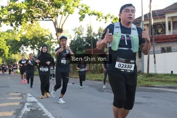 Runner Photo 1625877