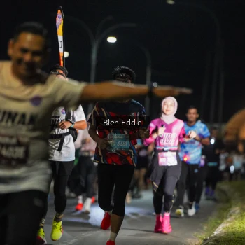 Runner Photo 1625879