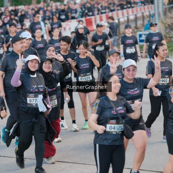 Runner Photo 1625890