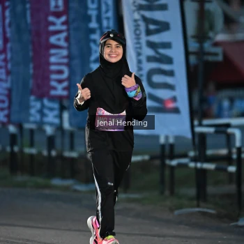 Runner Photo 1625906