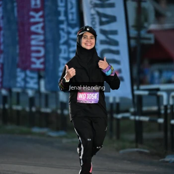 Runner Photo 1625912