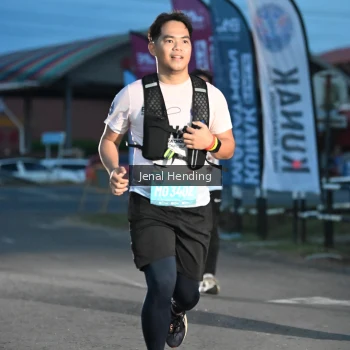 Runner Photo 1625924