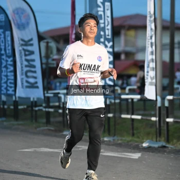 Runner Photo 1625937