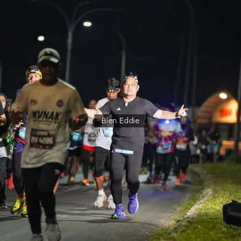Runner Photo 1625938