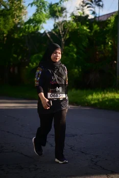 Runner Photo 1626045