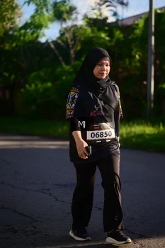 Runner Photo 1626060