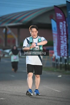 Runner Photo 1626088