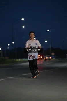 Runner Photo 1626157