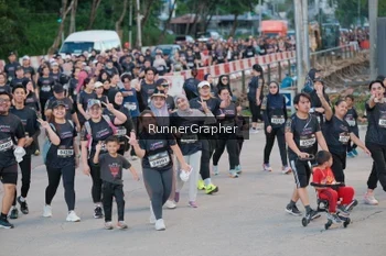Runner Photo 1626160
