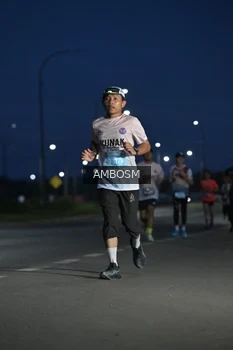 Runner Photo 1626213