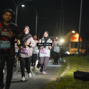 Runner Photo 1626242