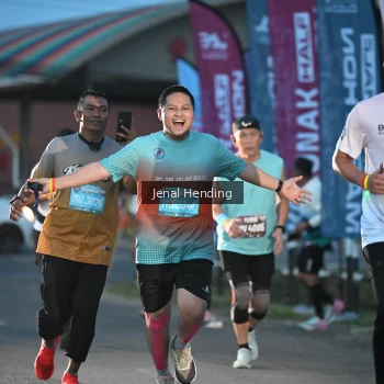 Runner Photo 1626292